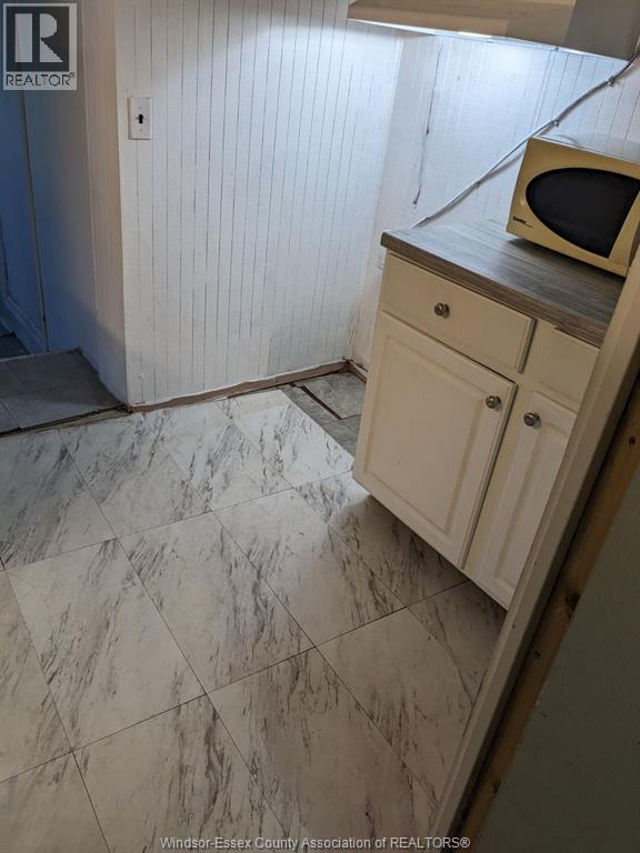 41 Shepherd Street East, Windsor, Ontario  N8X 2J9 - Photo 9 - 26004250