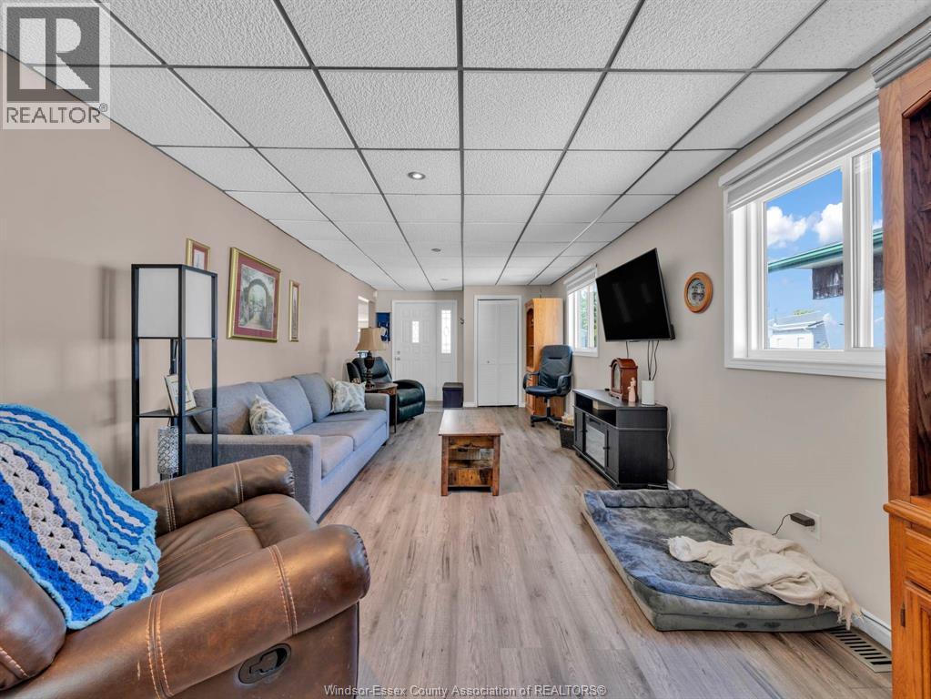 8 Maple, Mcgregor, Ontario  N0R 1J0 - Photo 6 - 26003971