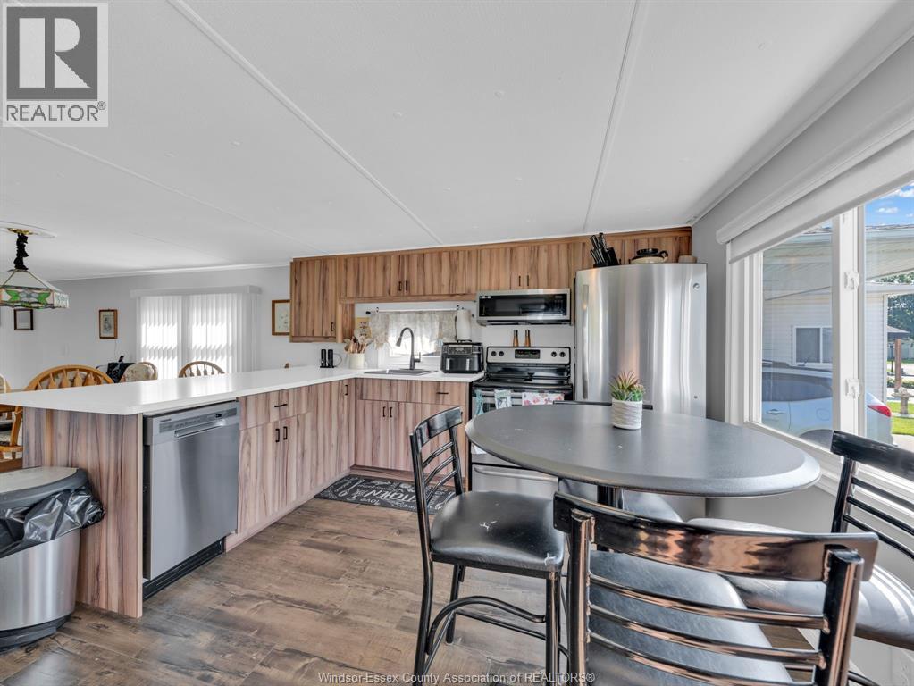 8 Maple, Mcgregor, Ontario  N0R 1J0 - Photo 9 - 26003971