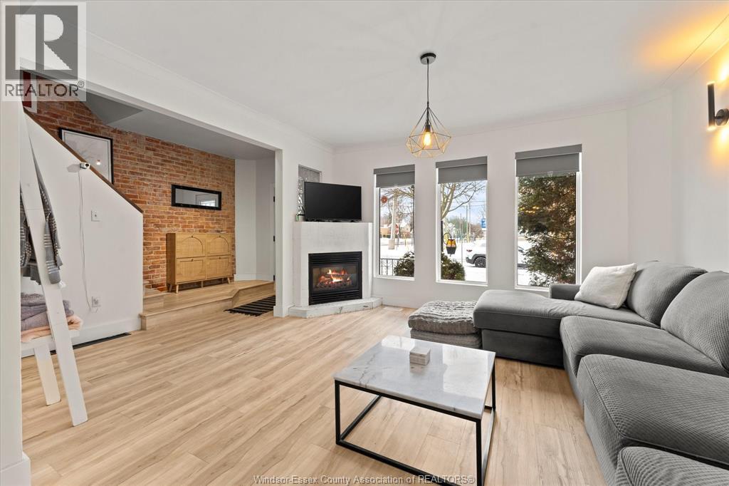 1092 Monmouth, Windsor, Ontario  N8Y 3L7 - Photo 10 - 26004253