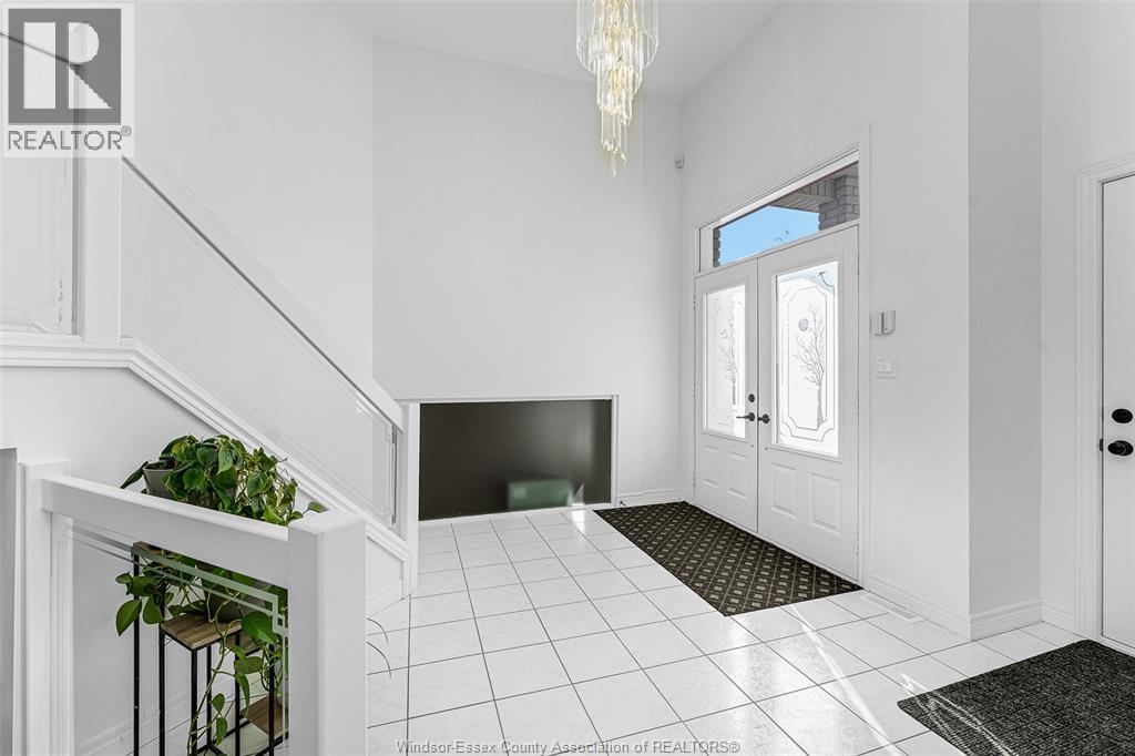 12006 Shiff Drive, Tecumseh, Ontario  N8N 0G1 - Photo 8 - 26004259