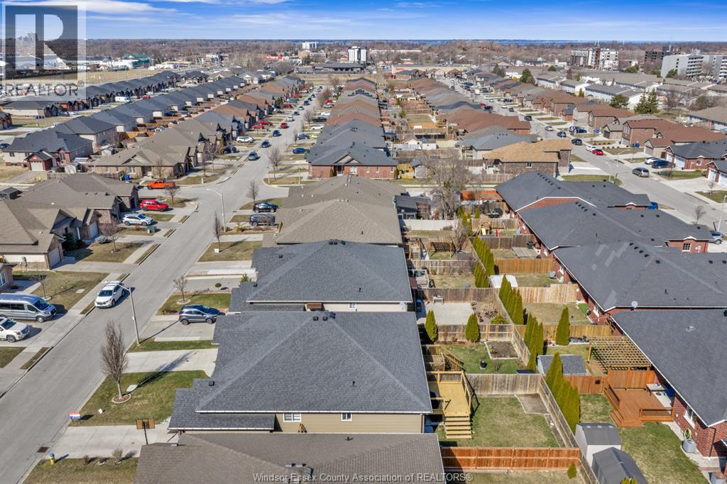 3242 Seville, Windsor, Ontario  N8N 0A2 - Photo 32 - 26004258
