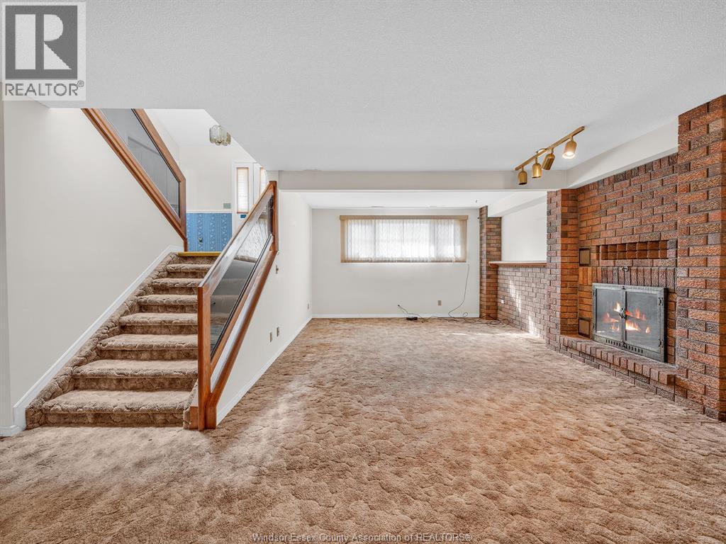 1632 Elmwood, Lakeshore, Ontario  N0R 1A0 - Photo 28 - 26004300