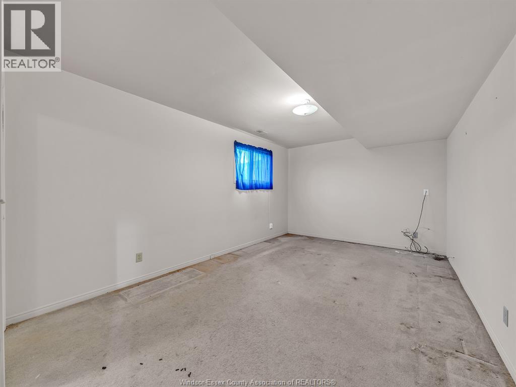 1632 Elmwood, Lakeshore, Ontario  N0R 1A0 - Photo 37 - 26004300