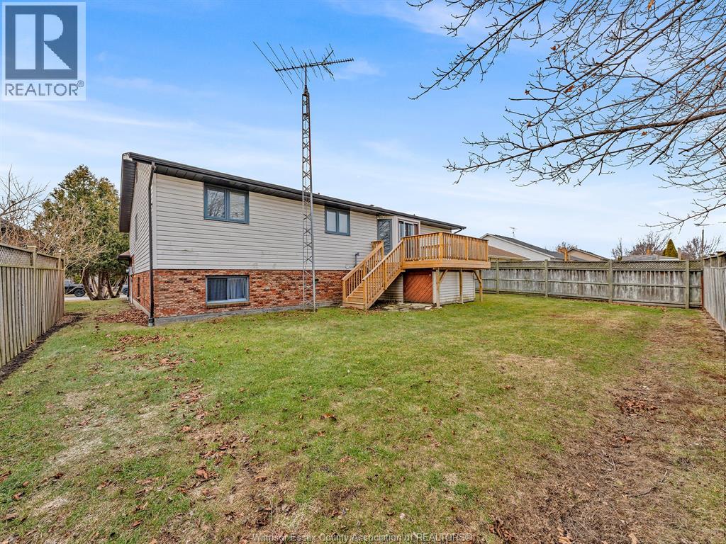 1632 Elmwood, Lakeshore, Ontario  N0R 1A0 - Photo 45 - 26004300