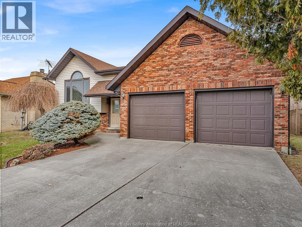 1632 Elmwood, Lakeshore, Ontario  N0R 1A0 - Photo 5 - 26004300