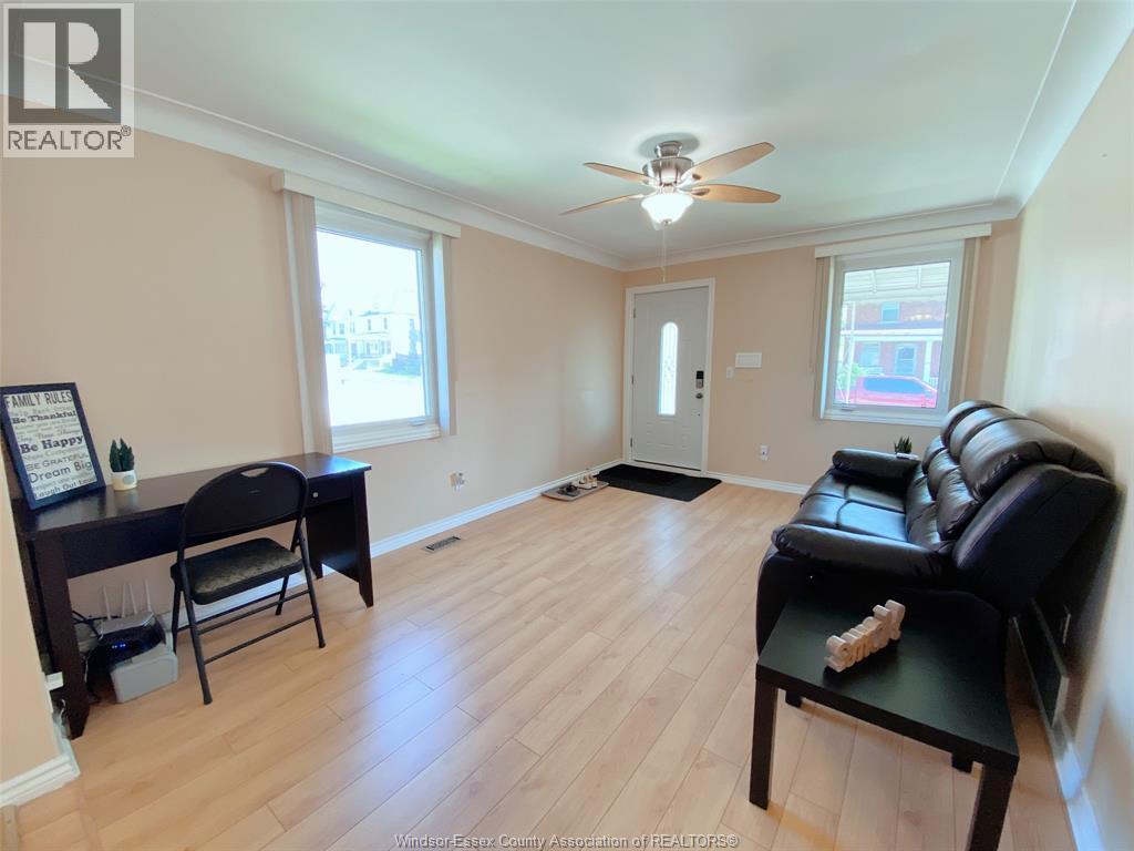 849 Dougall Avenue Unit# Main, Windsor, Ontario  N9A 4R3 - Photo 6 - 26004298