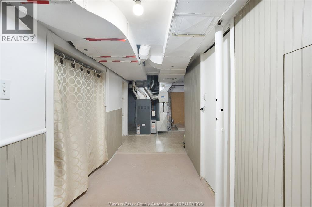 907 Gladstone Avenue Unit# Main, Windsor, Ontario  N9A 2R5 - Photo 19 - 26004257