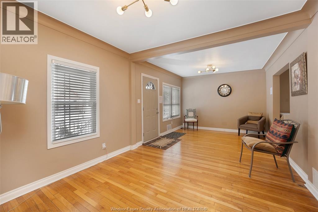 907 Gladstone Avenue Unit# Main, Windsor, Ontario  N9A 2R5 - Photo 7 - 26004257