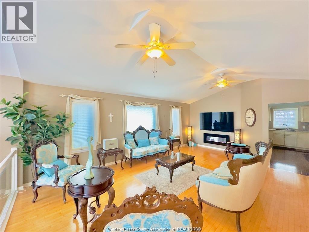 1655 Birchwood Crescent, Lakeshore, Ontario  N8L 1E3 - Photo 6 - 26004306