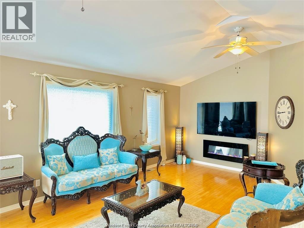 1655 Birchwood Crescent, Lakeshore, Ontario  N8L 1E3 - Photo 7 - 26004306