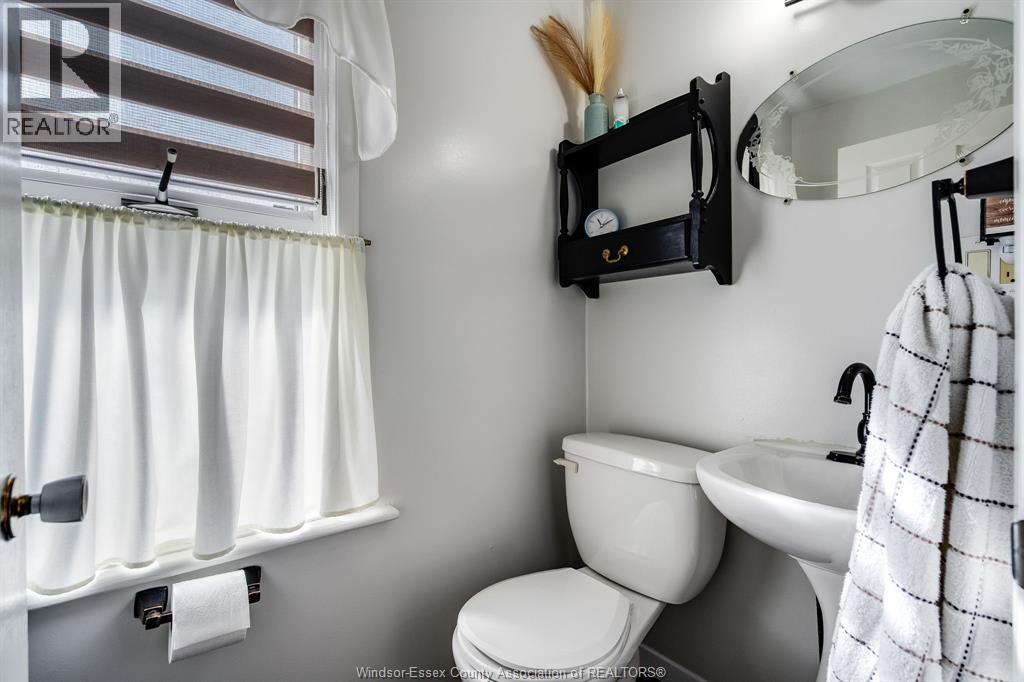 1118 Mersea Road 2, Leamington, Ontario  N8H 3V7 - Photo 14 - 26004317