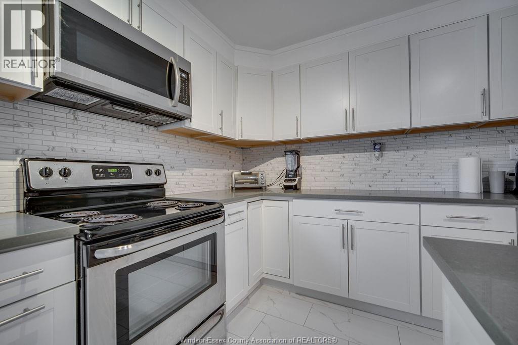 1154 Gladstone, Windsor, Ontario  N9A 2S1 - Photo 8 - 26004330