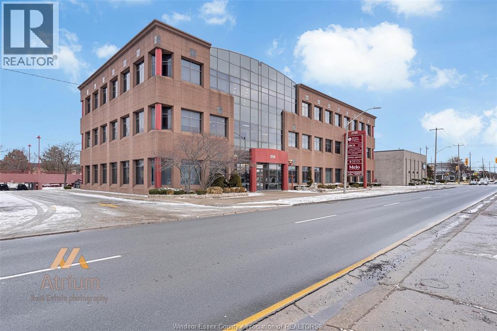 2510 Ouellette Unit# 204 B, Windsor, Ontario  N8X 1L4 - Photo 1 - 26004329