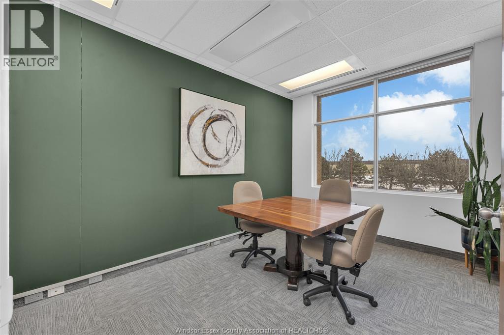 2510 Ouellette Unit# 204 B, Windsor, Ontario  N8X 1L4 - Photo 8 - 26004329