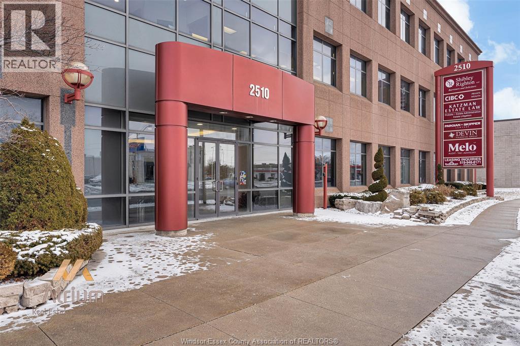 2510 Ouellette Unit# 204 A, Windsor, Ontario  N8X 1L4 - Photo 2 - 26004328