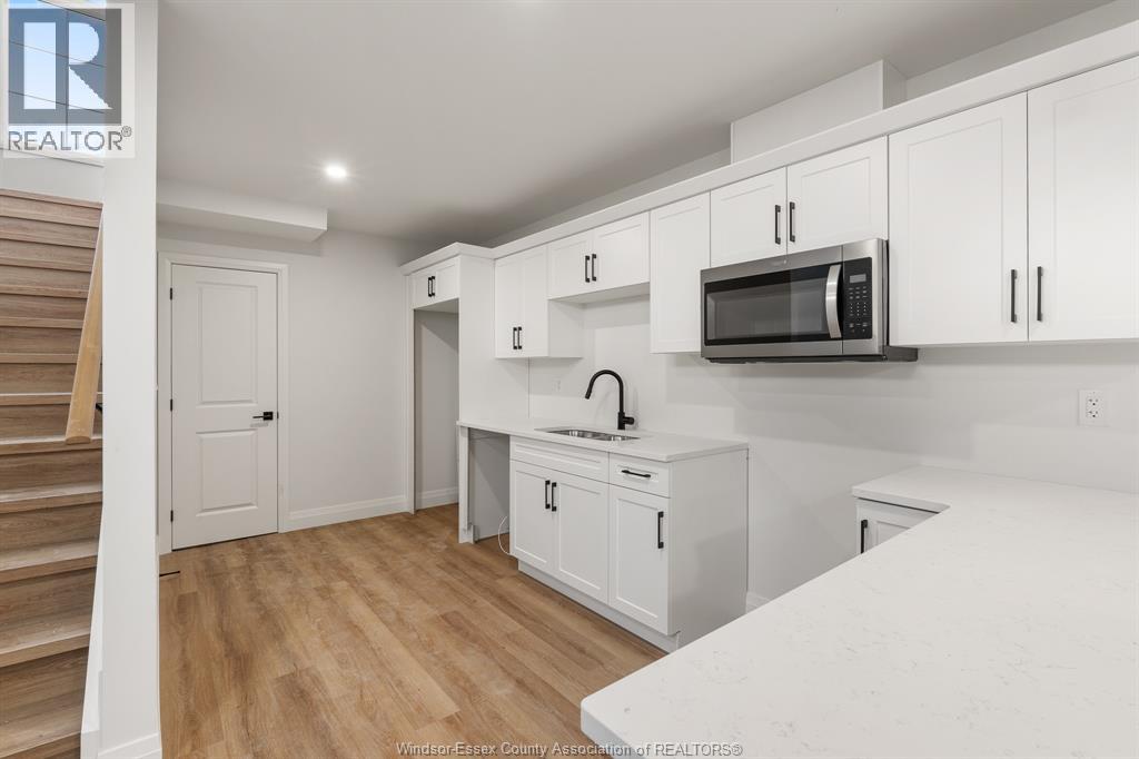 709 Elliot Point Road Unit# B, Amherstburg, Ontario  N9V 0H1 - Photo 8 - 26004171