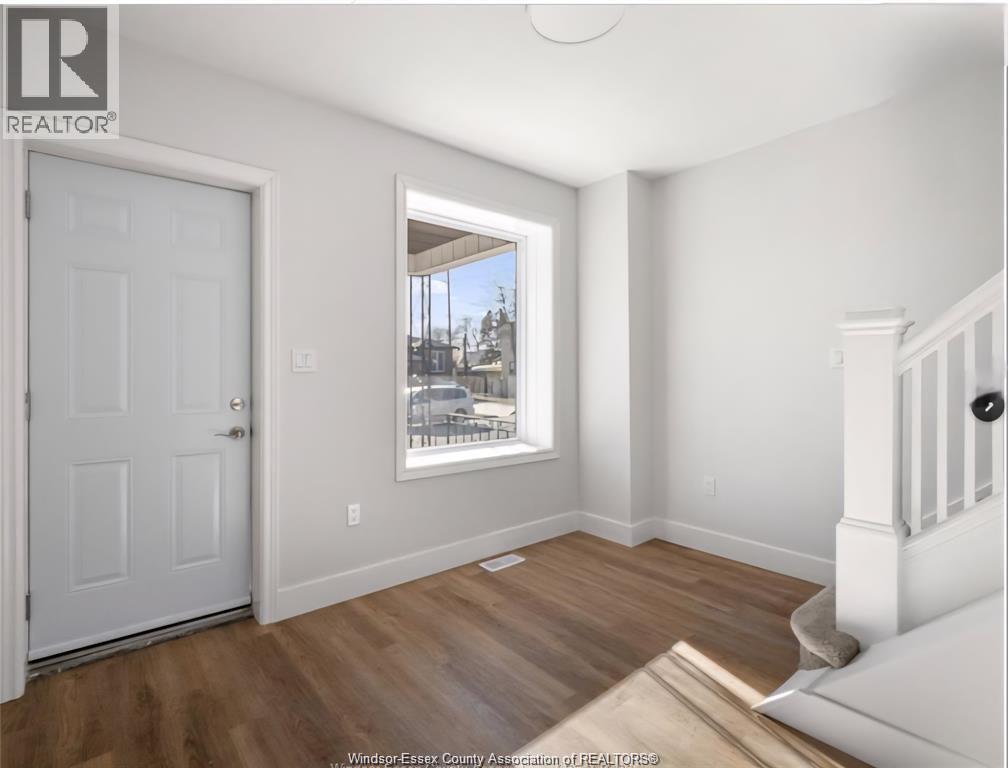 1080 Niagara Street, Windsor, Ontario  N9A 3V2 - Photo 3 - 26004439