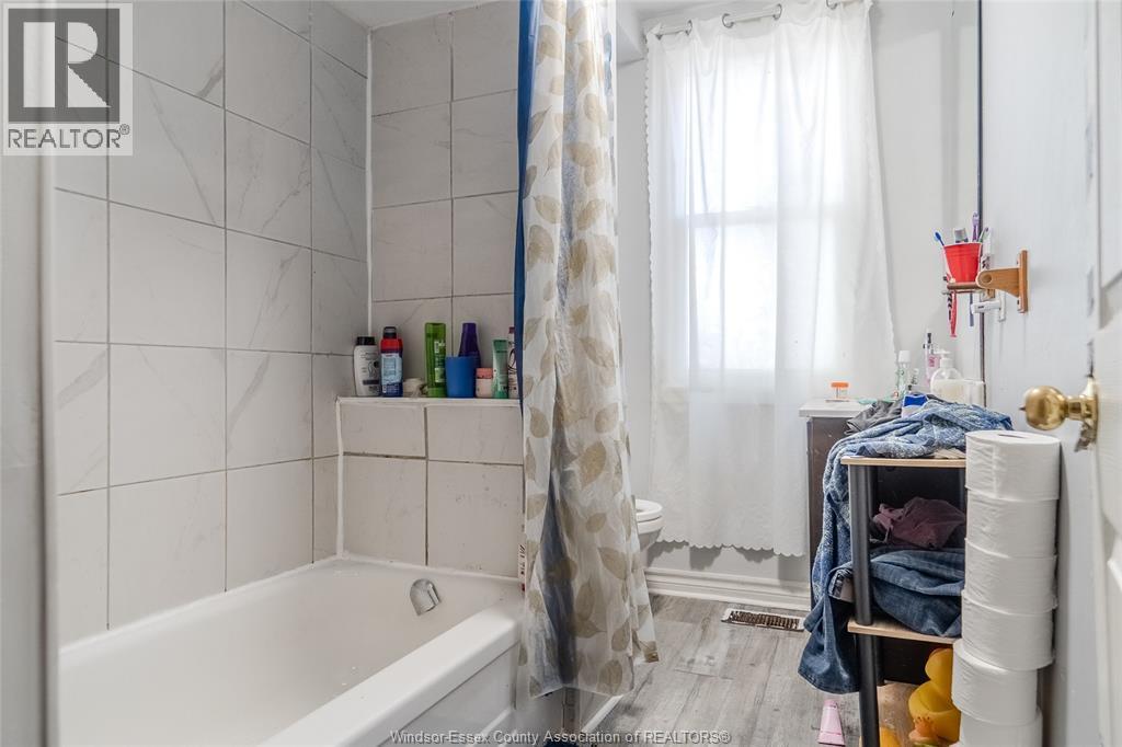 948 Tecumseh Boulevard West, Windsor, Ontario  N8X 1H6 - Photo 11 - 26004421