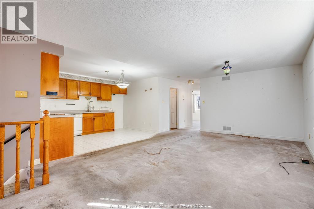 1610 Heatherglen, Tecumseh, Ontario  N8N 4B5 - Photo 5 - 26004452