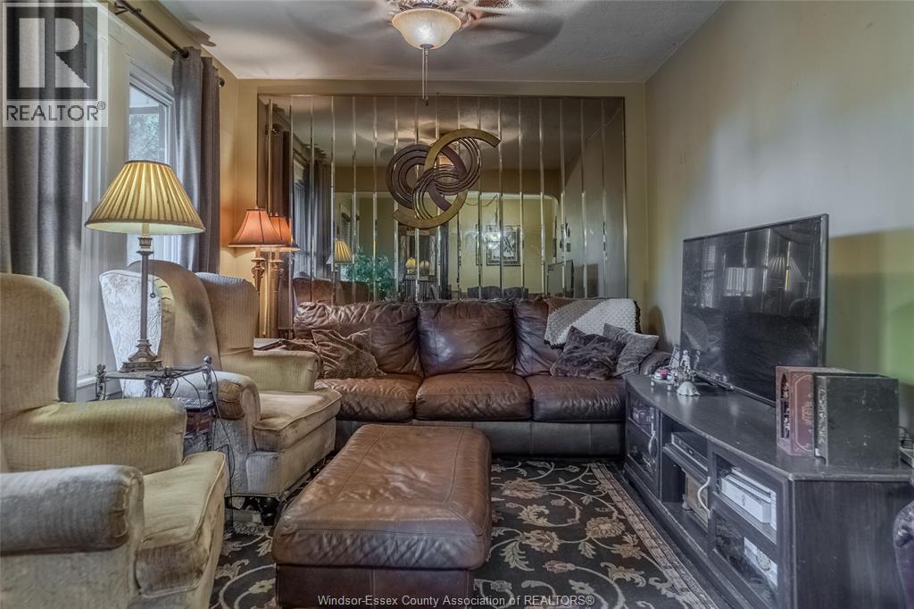 1341-43 Benjamin Avenue, Windsor, Ontario  N8X 3L3 - Photo 4 - 26004418