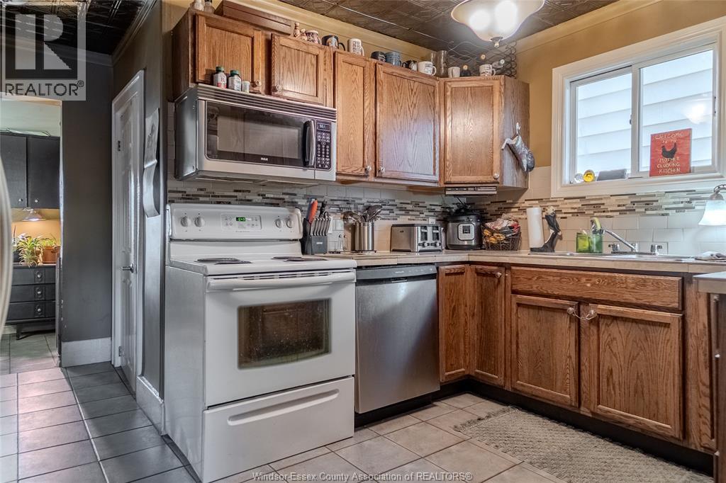 1341-43 Benjamin Avenue, Windsor, Ontario  N8X 3L3 - Photo 7 - 26004418