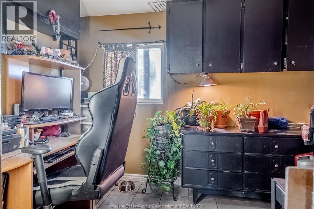 1341-43 Benjamin Avenue, Windsor, Ontario  N8X 3L3 - Photo 10 - 26004415