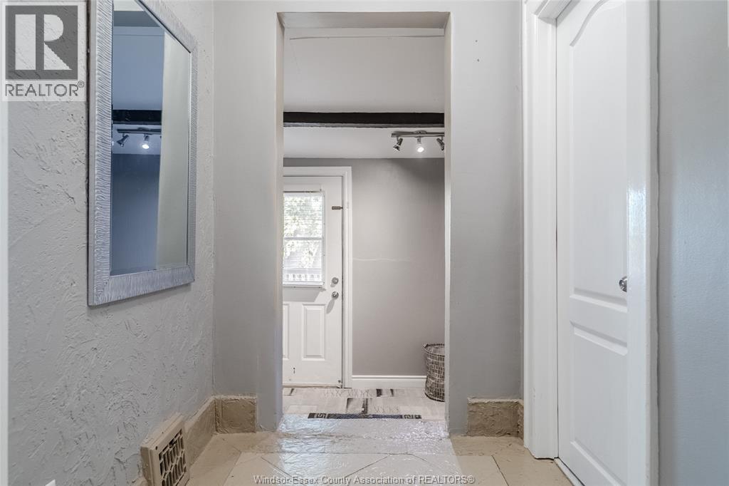 1341-43 Benjamin Avenue, Windsor, Ontario  N8X 3L3 - Photo 28 - 26004415