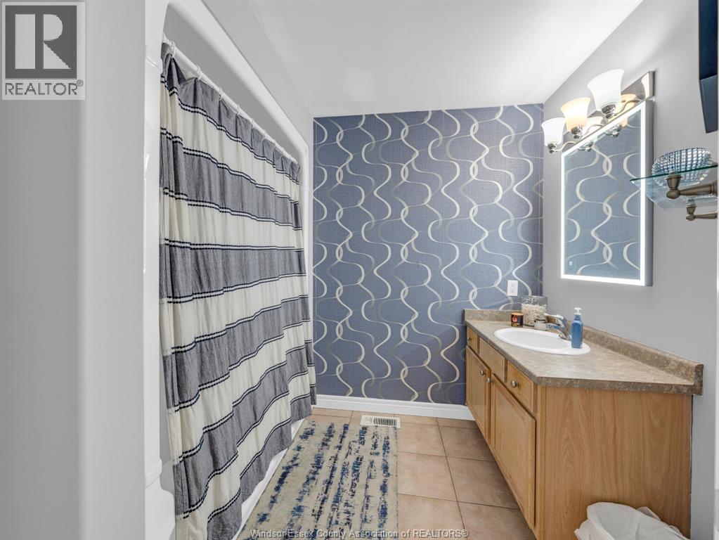 112 Sutton Drive, Leamington, Ontario  N8H 5K5 - Photo 15 - 26004450