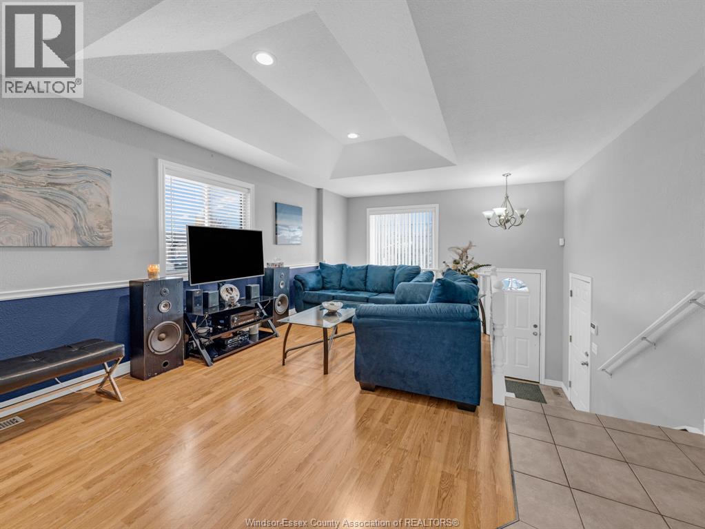 112 Sutton Drive, Leamington, Ontario  N8H 5K5 - Photo 8 - 26004450