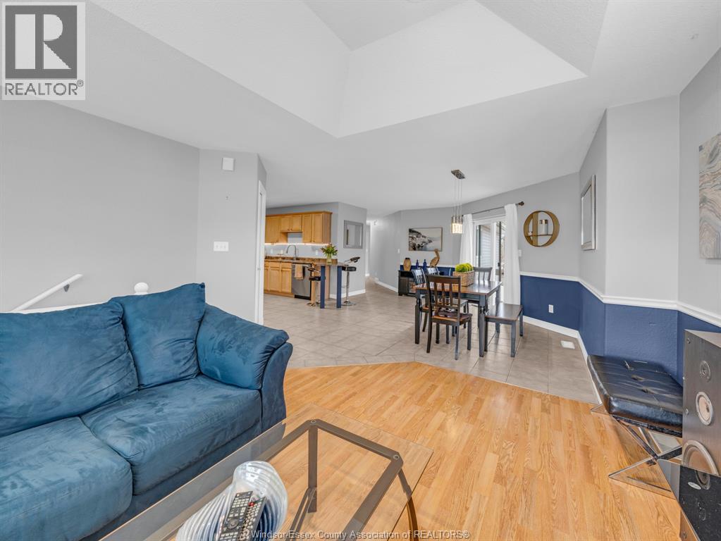 112 Sutton Drive, Leamington, Ontario  N8H 5K5 - Photo 9 - 26004450