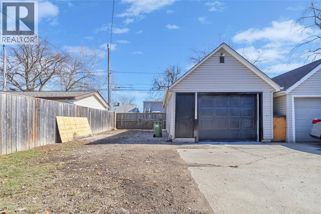 1708 St. Luke, Windsor, Ontario  N8Y 3N6 - Photo 29 - 26004394