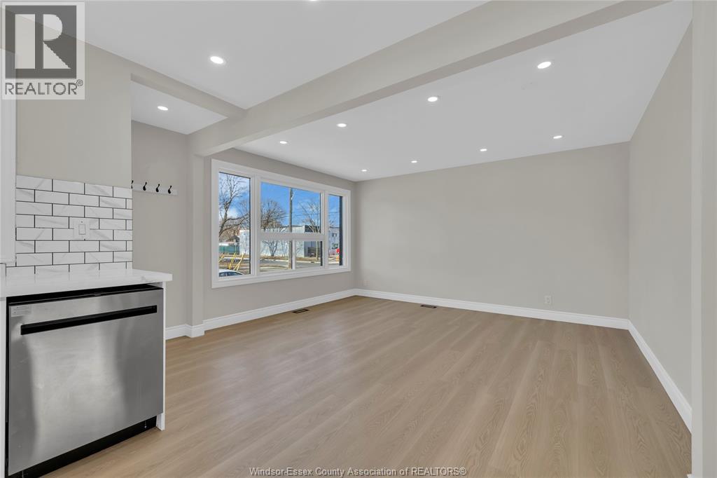 1708 St. Luke, Windsor, Ontario  N8Y 3N6 - Photo 7 - 26004394