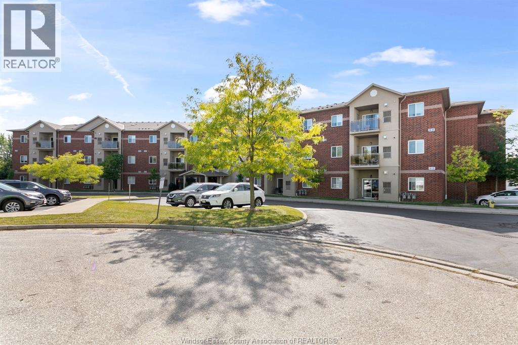 1885 WESTVIEW Unit# 211, LaSalle, Ontario