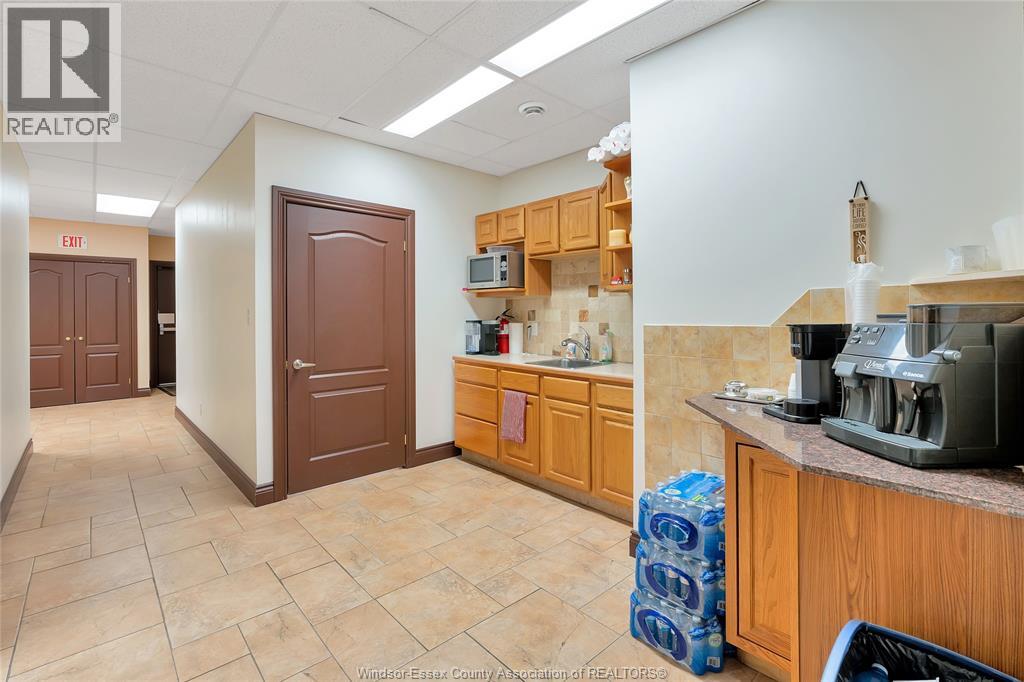 635 Erie Street East, Windsor, Ontario  N9A 3Y1 - Photo 25 - 26004475