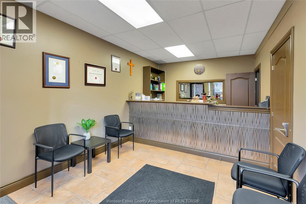 635 Erie Street East, Windsor, Ontario  N9A 3Y1 - Photo 6 - 26004475