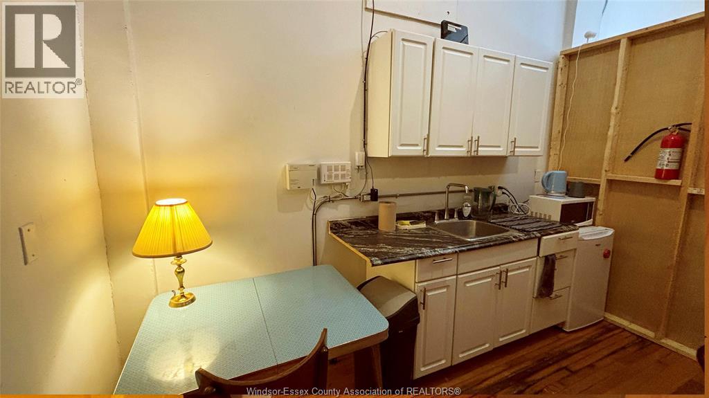 1018 Drouillard Road, Windsor, Ontario  N8Y 2P8 - Photo 5 - 26004466