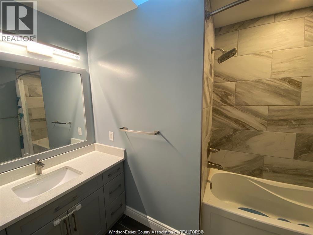 2665 Preston Court, Windsor, Ontario  N9E 4N8 - Photo 11 - 26004419