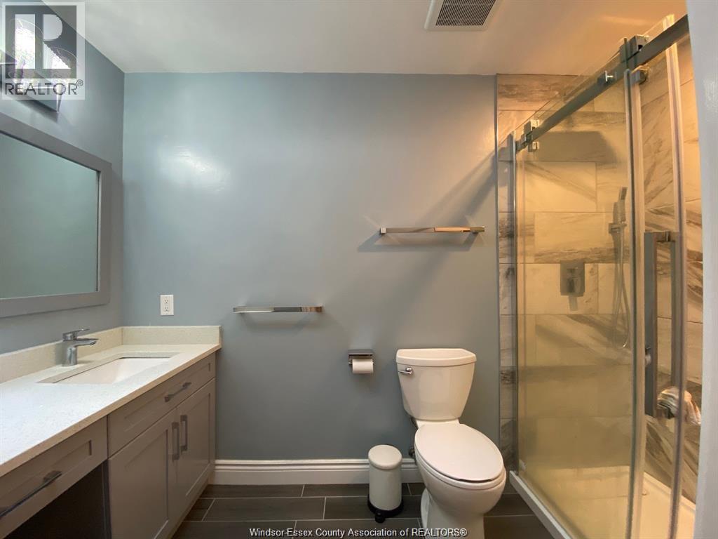 2665 Preston Court, Windsor, Ontario  N9E 4N8 - Photo 8 - 26004419