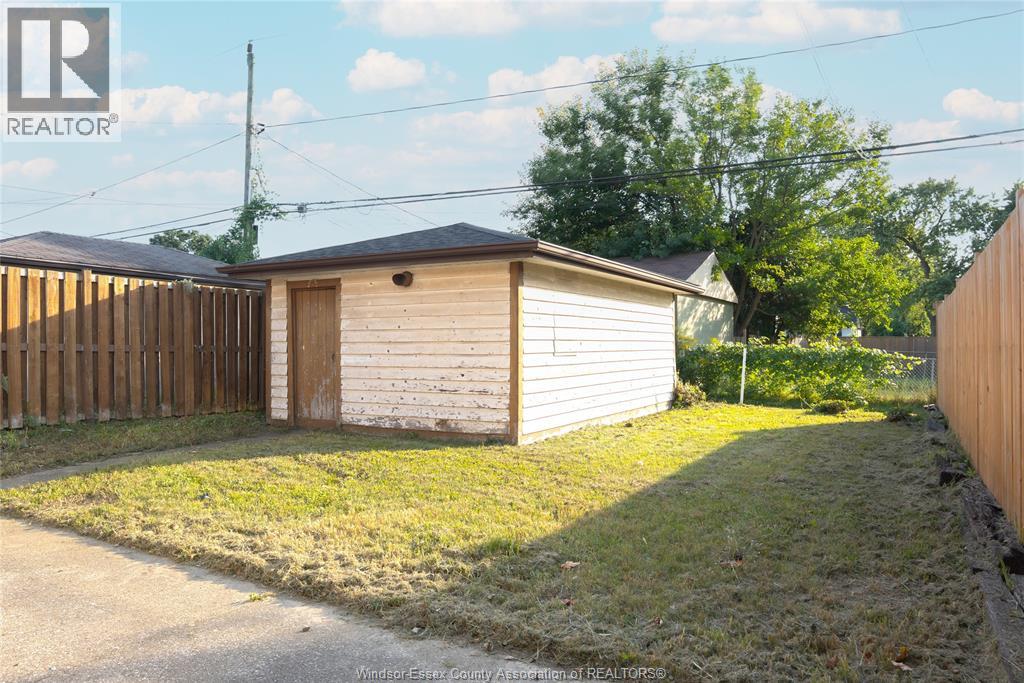 1025 Curry Avenue, Windsor, Ontario  N9B 2A6 - Photo 24 - 26004424