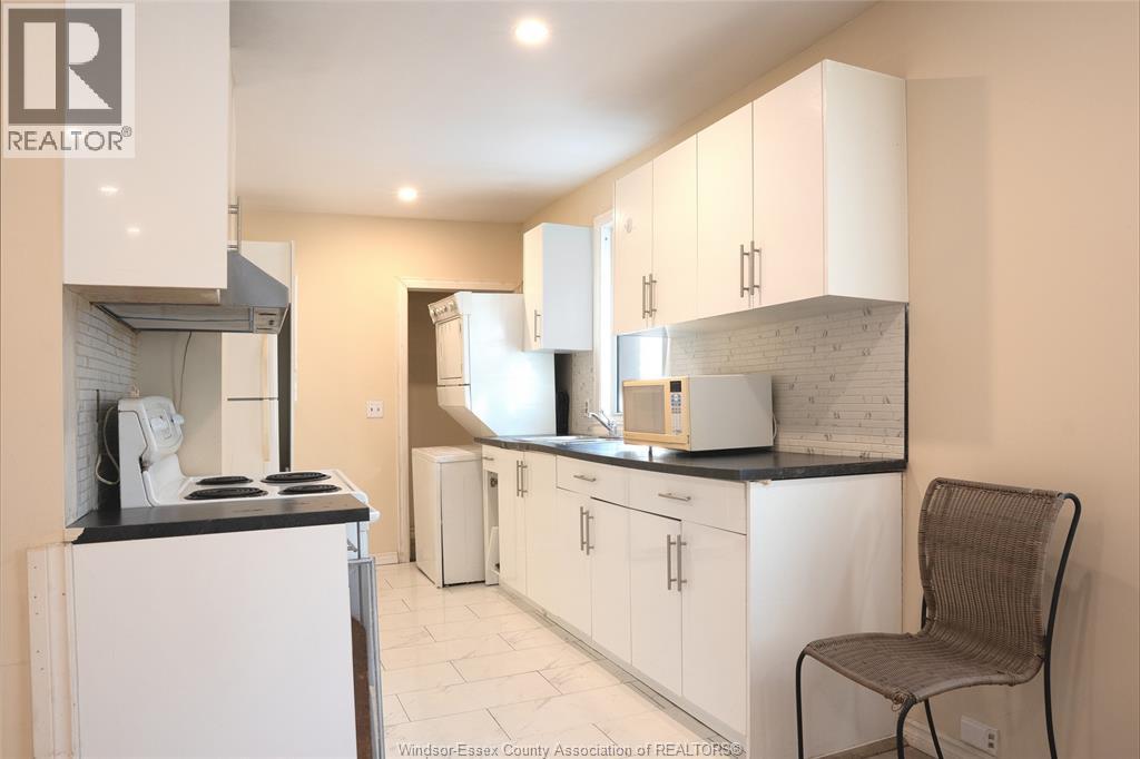 1025 Curry Avenue, Windsor, Ontario  N9B 2A6 - Photo 7 - 26004424