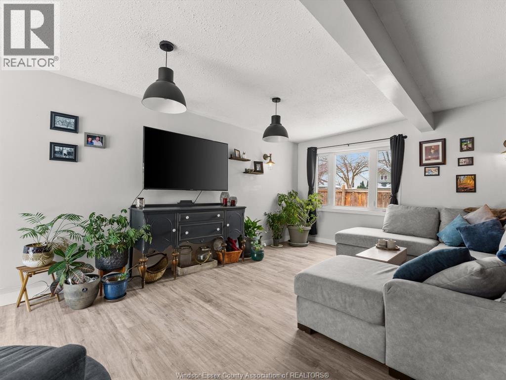 119 County Road 27 East, Cottam, Ontario  N0R 1B0 - Photo 8 - 26004390