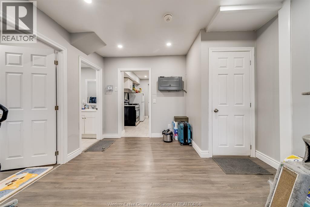 658 Tournier, Windsor, Ontario  N9C 3H2 - Photo 12 - 26004577