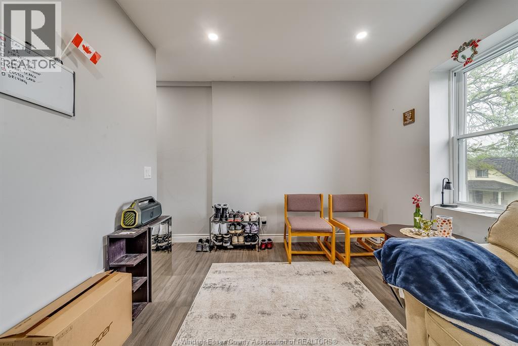 658 Tournier, Windsor, Ontario  N9C 3H2 - Photo 4 - 26004577