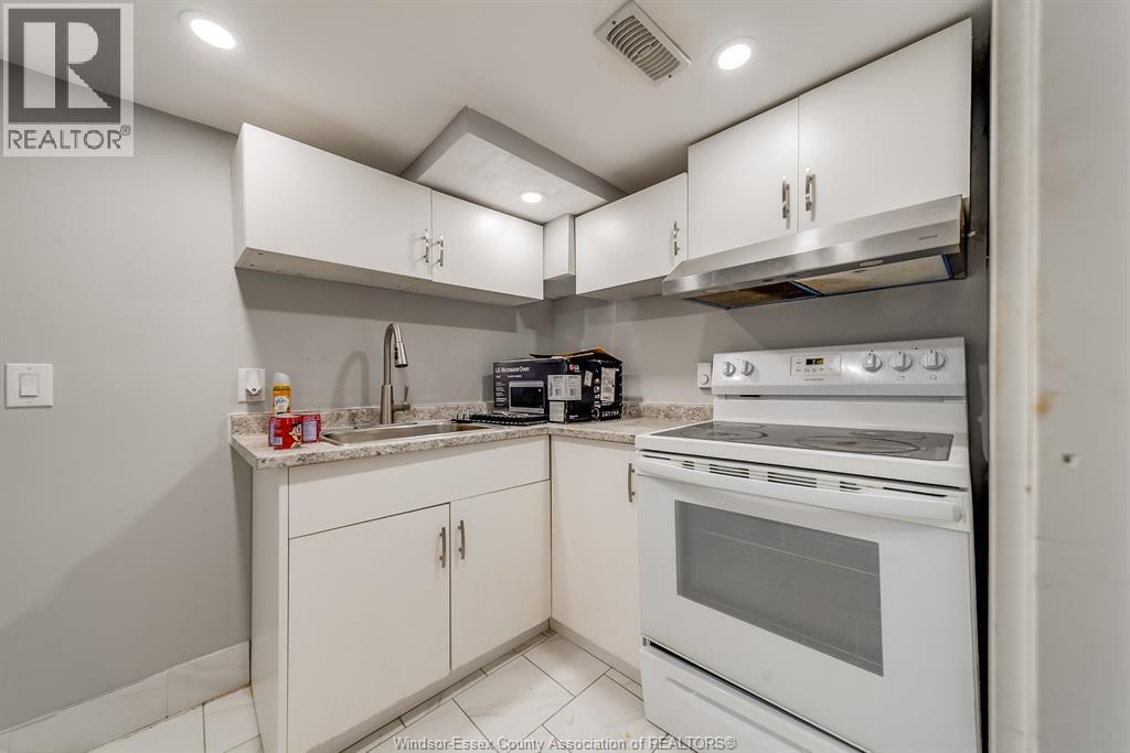 658 Tournier, Windsor, Ontario  N9C 3H2 - Photo 9 - 26004577