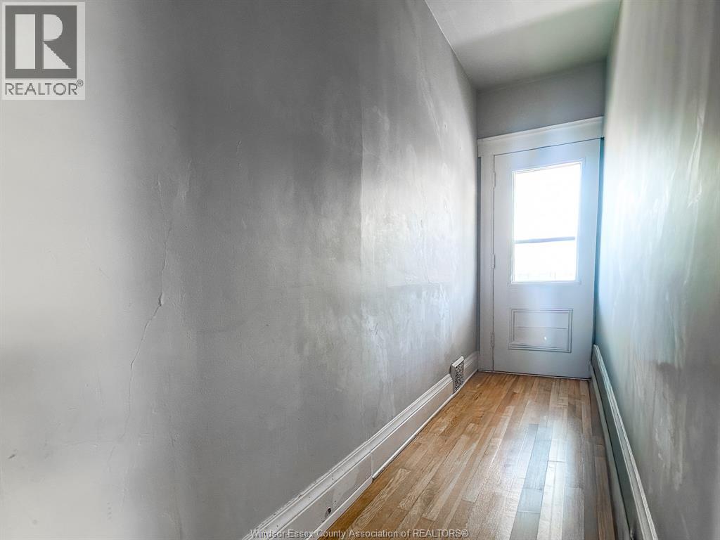 328 Gladstone Ave, Windsor, Ontario  N9A 2P7 - Photo 14 - 26004649