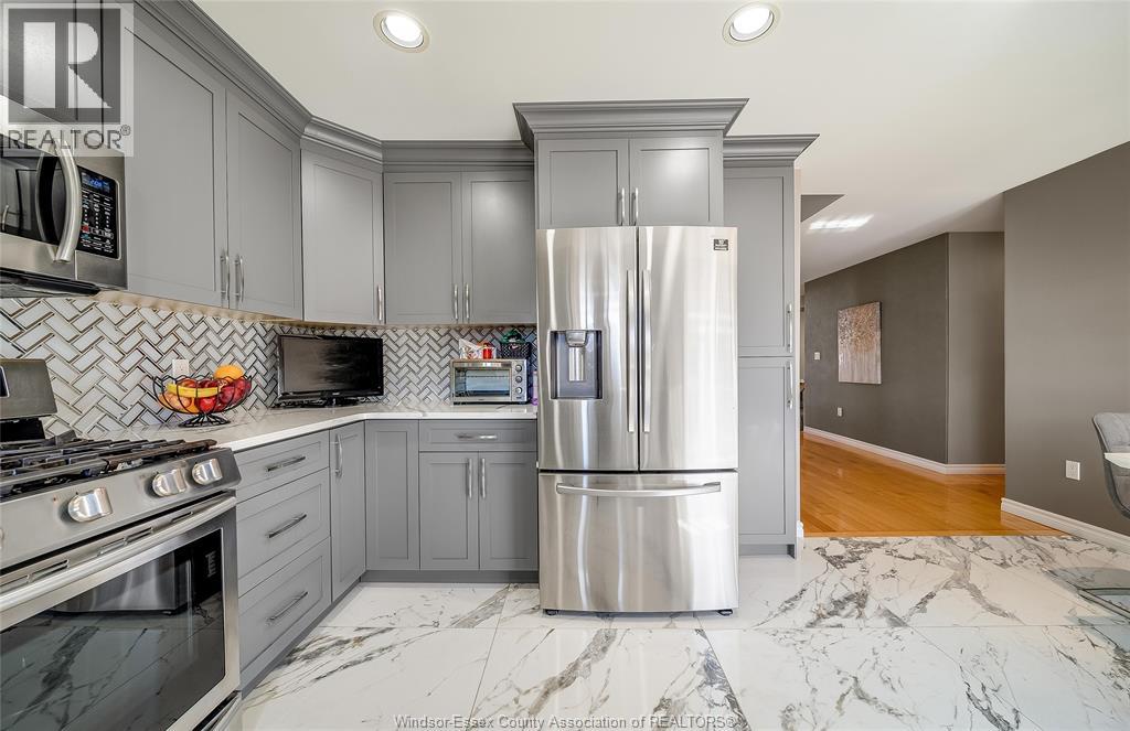 137 Amy Croft, Lakeshore, Ontario  N9K 1E6 - Photo 17 - 26004428