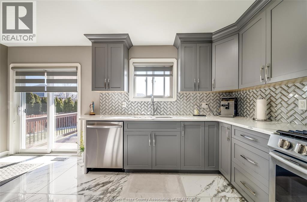 137 Amy Croft, Lakeshore, Ontario  N9K 1E6 - Photo 18 - 26004428