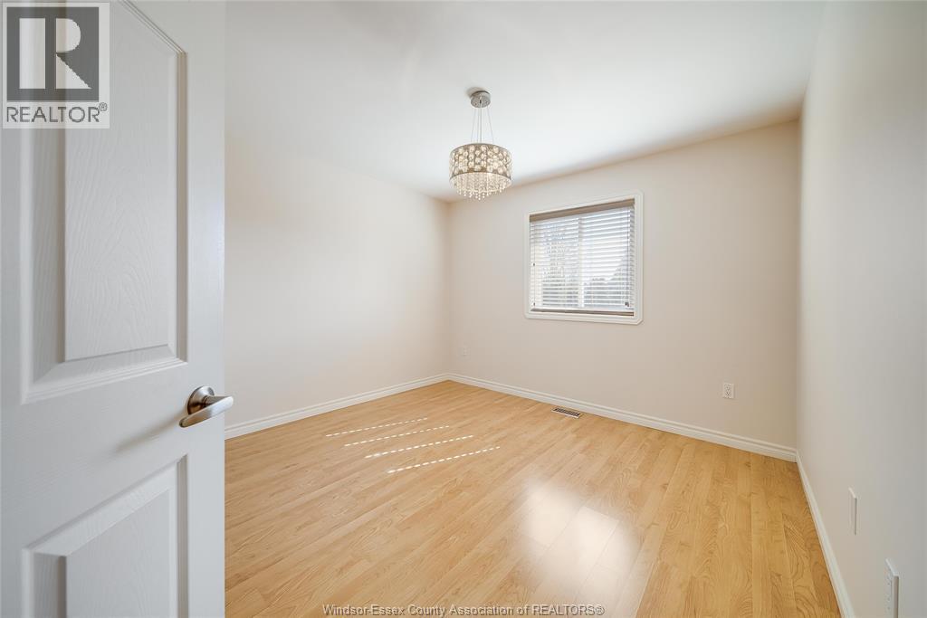 137 Amy Croft, Lakeshore, Ontario  N9K 1E6 - Photo 21 - 26004428