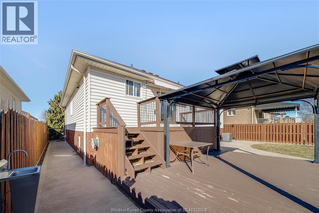 137 Amy Croft, Lakeshore, Ontario  N9K 1E6 - Photo 40 - 26004428